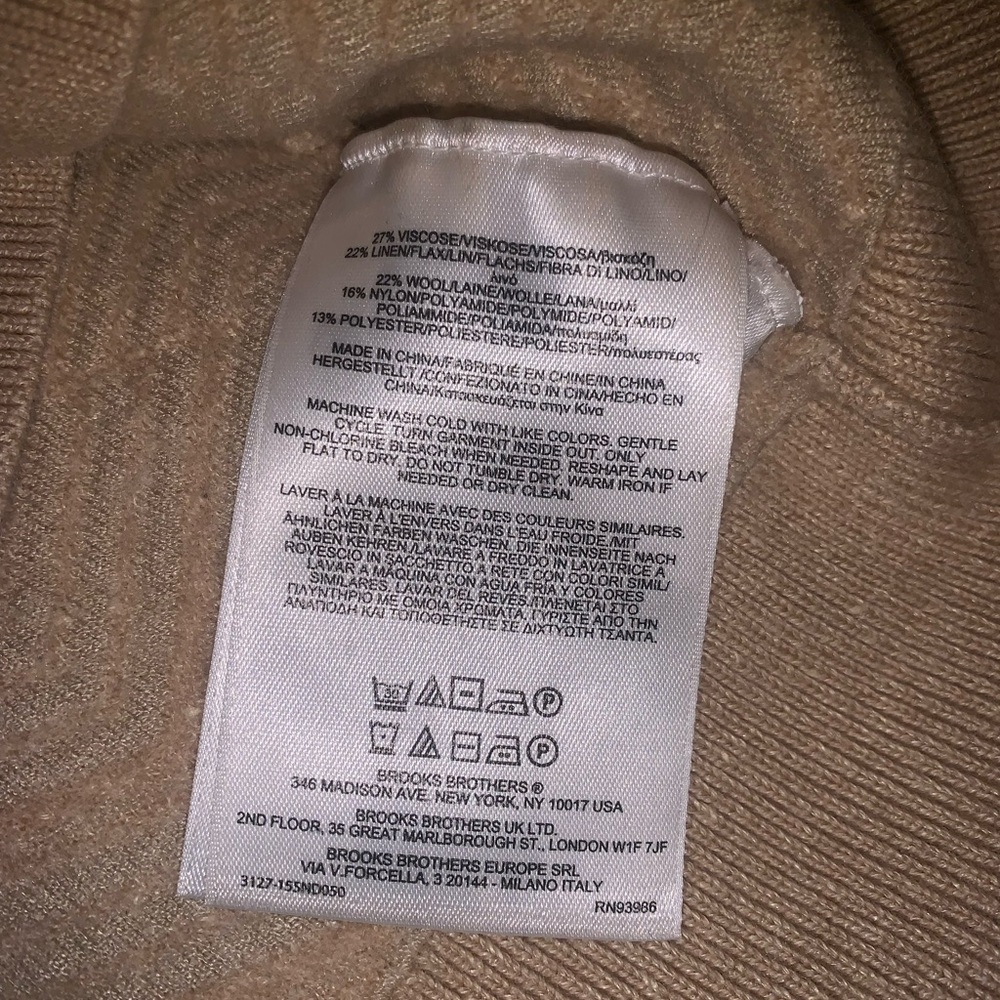 Brooks Brothers Large Women's Cream Sleeveless Sweater Vest wool great tailoring - Picture 6 of 8